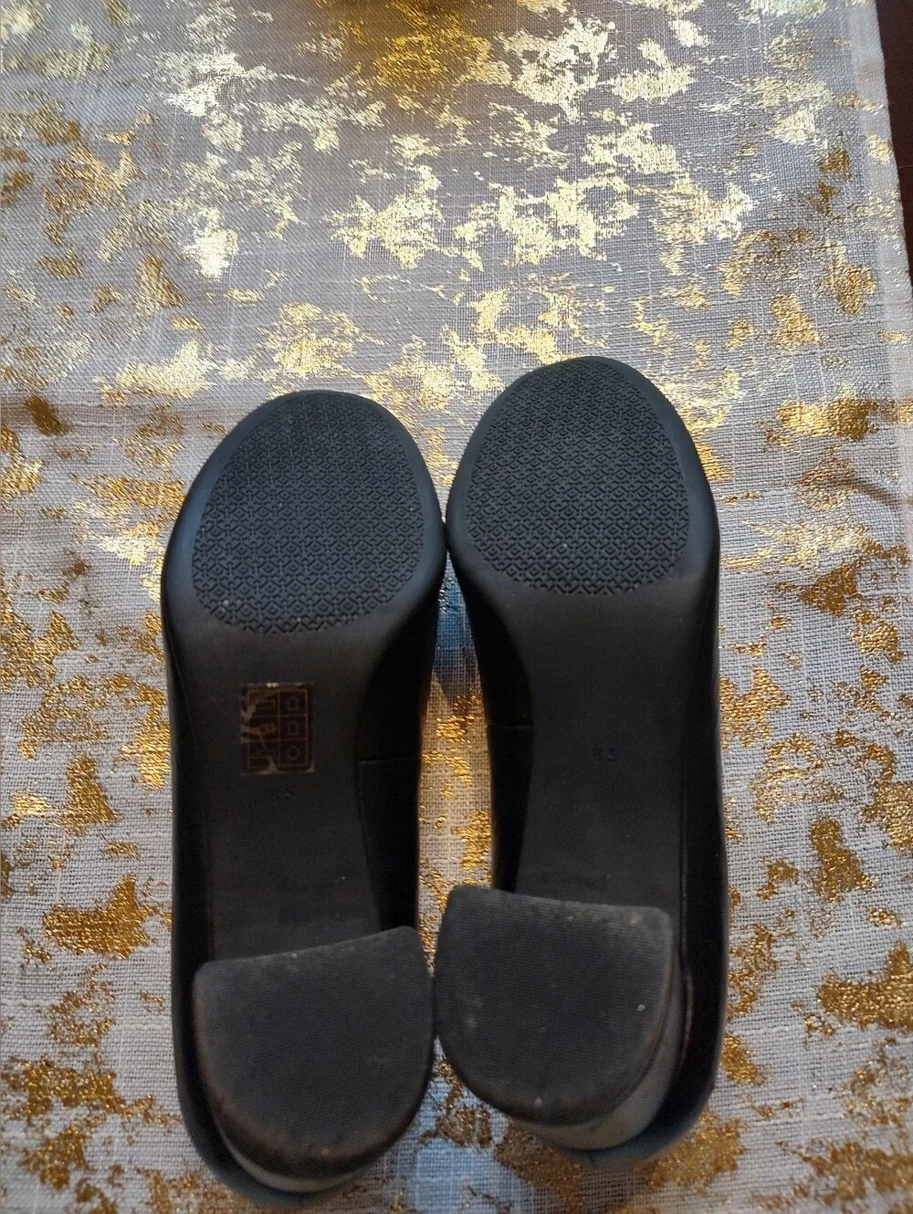 Tory Burch Black Leather Heels with Gold Logo Medallion